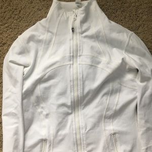 LULULEMON White Tight-Fit Jacket